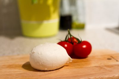 mozzarella-681464_960_720